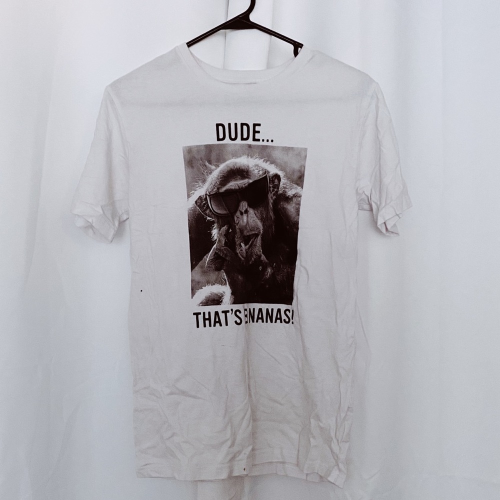 dude that’s bananas graphic t-shirt